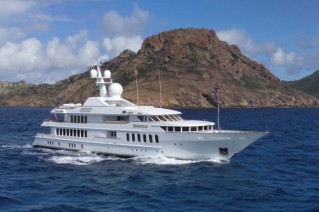 Feadship Motor Yacht HUNTRESS - Profile